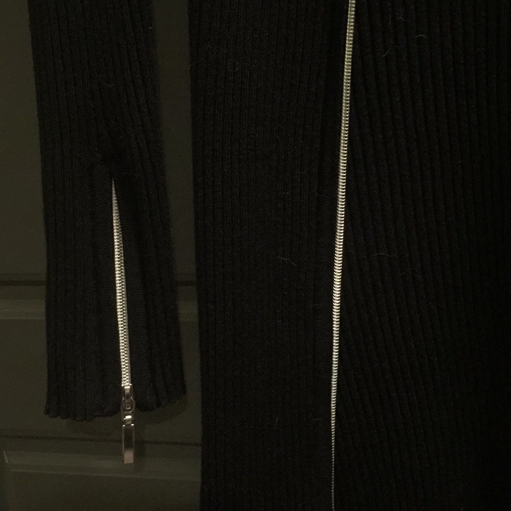 Black jacket - Picture 2 of 4